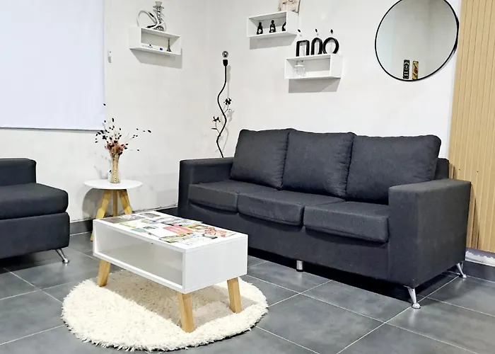Casa Valle Viejo Con Cochera Cubierta Gratis