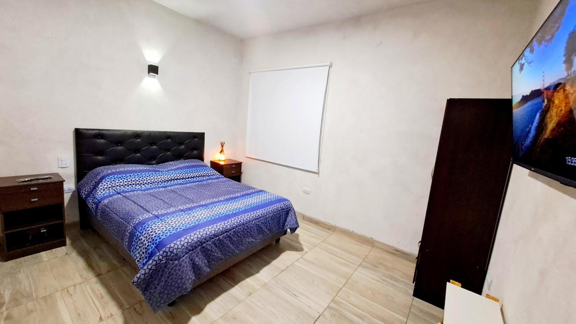 Casa Valle Viejo Con Cochera Cubierta Gratis